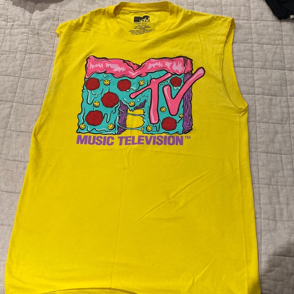 Yellow tank top with multicolor MTV logo size medium